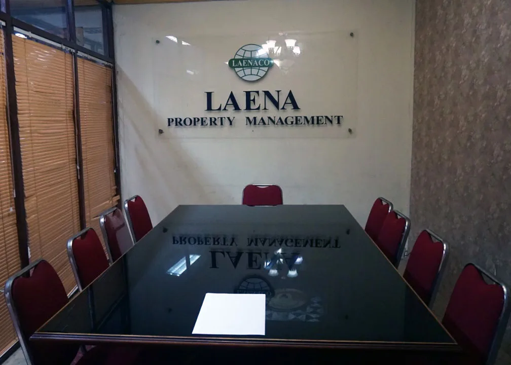 Lounge meeting di Laena Tower